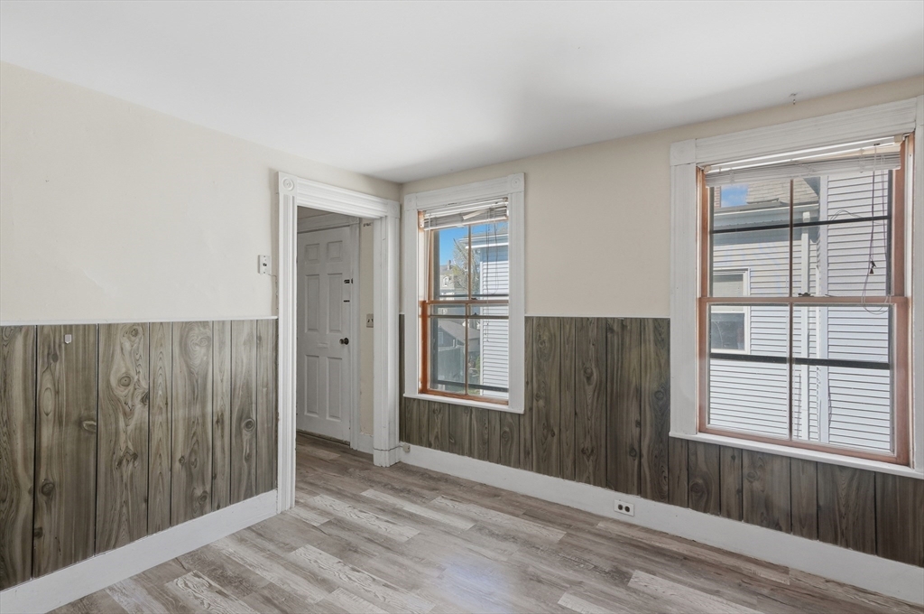 123-125 Chestnut Street Waltham, MA 02453 - Photo 27 of 40