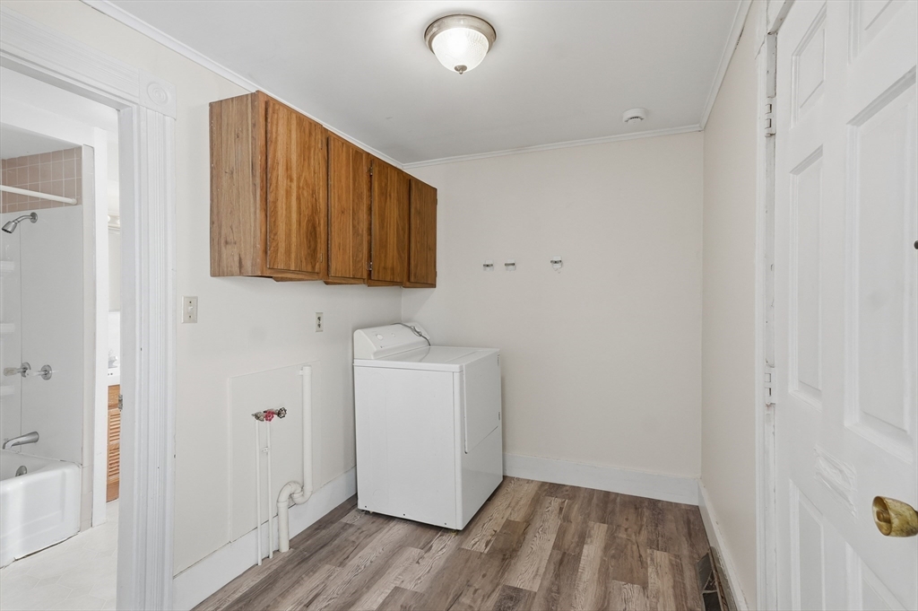 123-125 Chestnut Street Waltham, MA 02453 - Photo 7 of 40