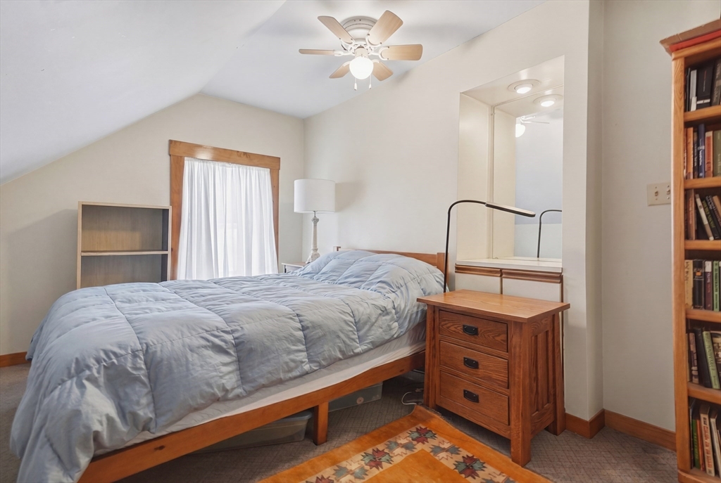 123-125 Chestnut Street Waltham, MA 02453 - Photo 8 of 40