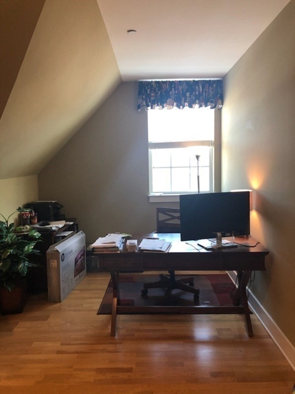 1 Powder Mill Square, Unit 408 Andover, MA 01810 - Photo 4 of 18