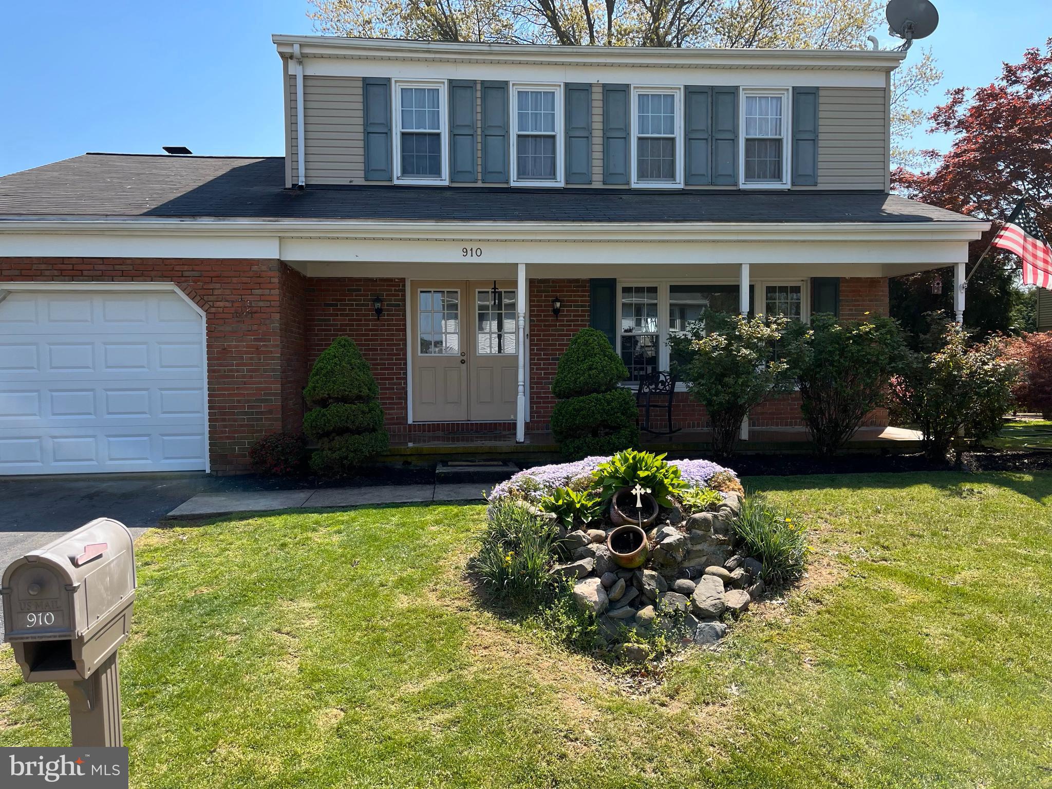 910 Center Road Womelsdorf, PA 19567 - Photo 2 of 4 Gallery Image 2
