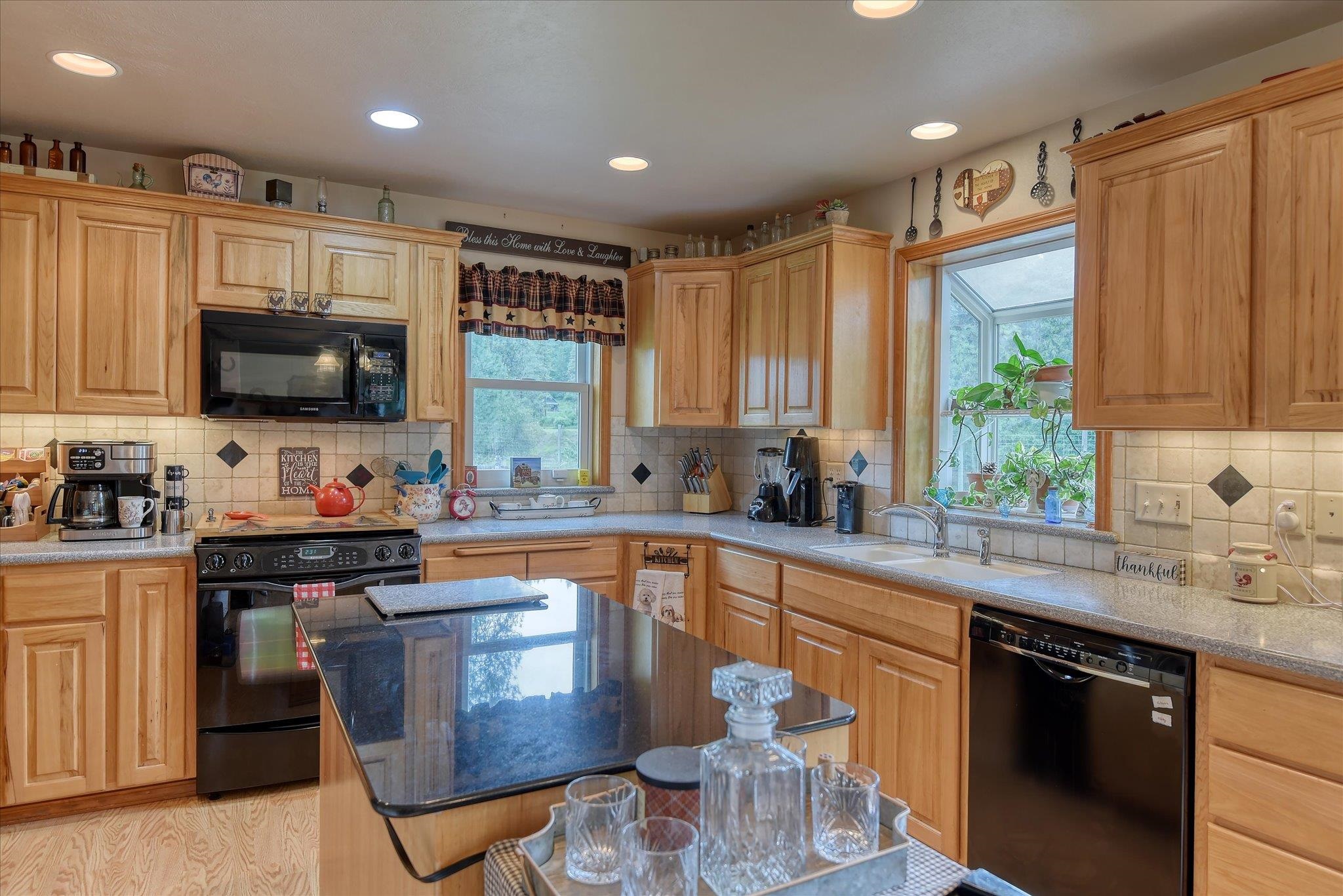 61 Paradise Cove Road Kettle Falls, WA 99141 - Photo 13 of 37