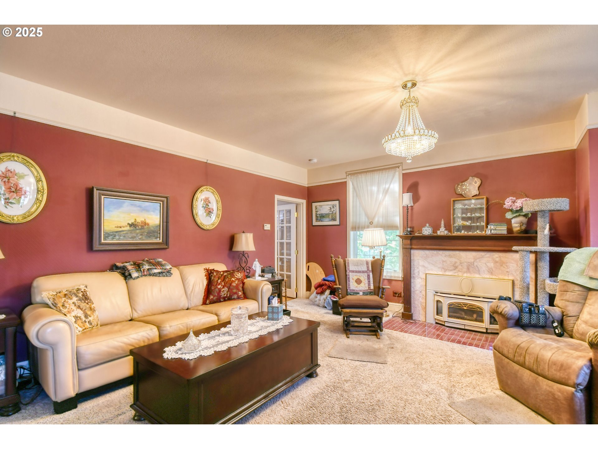 310 East Washington Street Athena, OR 97813 - Photo 7 of 45 a living room with furniture and a fireplace