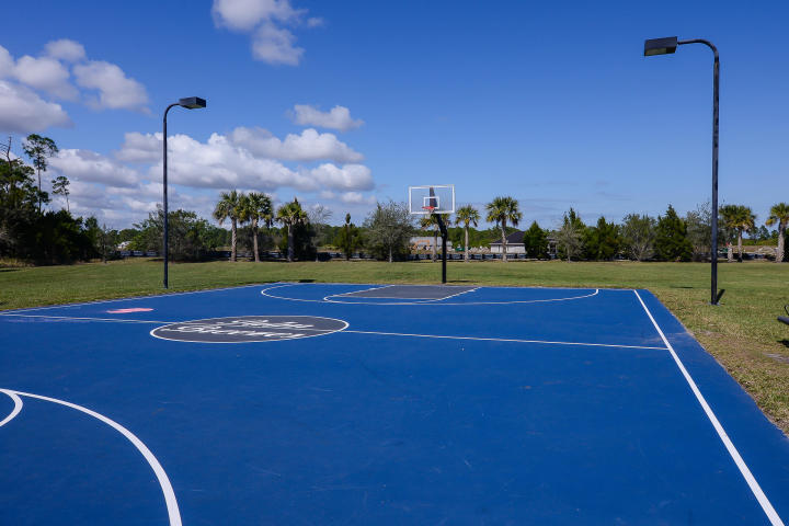 9434 Windrift Circle Fort Pierce, FL 34945 - Photo 30 of 37 Basketball