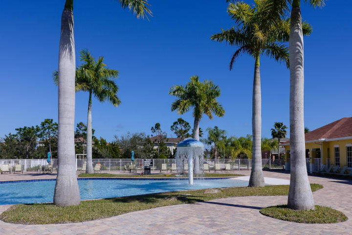 9434 Windrift Circle Fort Pierce, FL 34945 - Photo 36 of 37 Splashpad