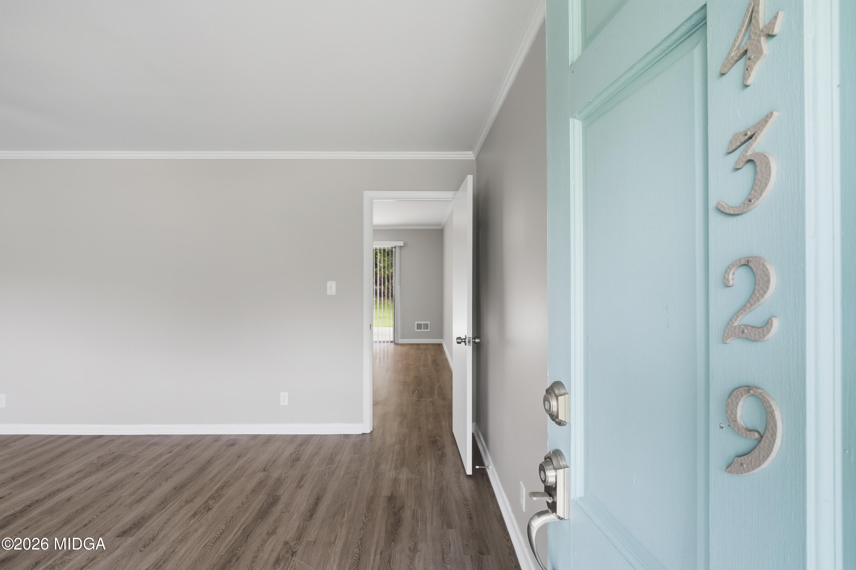 4329 Essex Road Macon, GA 31206 - Photo 8 of 38 4329 Essex Rd-08357