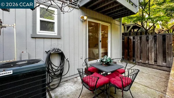 $618,000 | 22 Holcomb Court, Walnut Creek, CA 94596