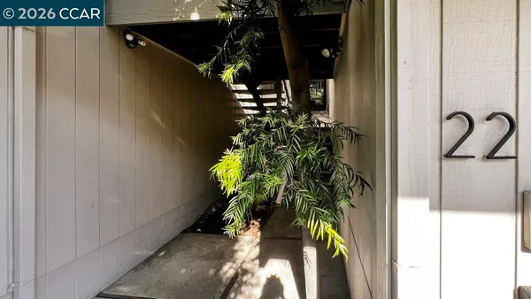 $618,000 | 22 Holcomb Court, Walnut Creek, CA 94596