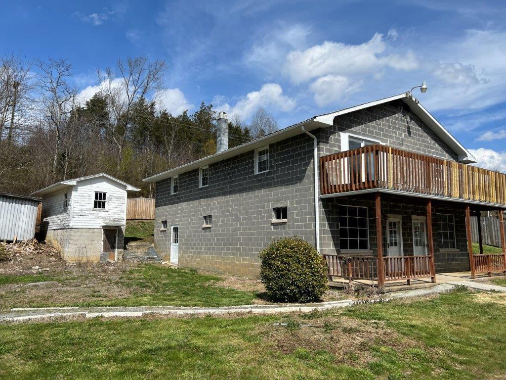 3364 Daniel Boone Road Gate City, VA 24251 - Photo 3 of 20 IMG_3976 - Copy