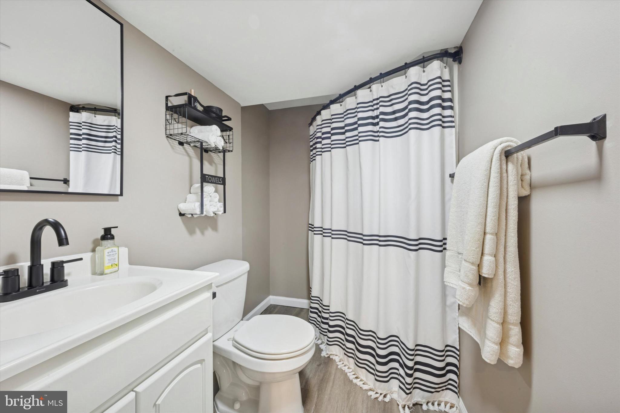 124 Stoney Hill Road Ridley Park, PA 19078 - Photo 23 of 27 Lower level full bath