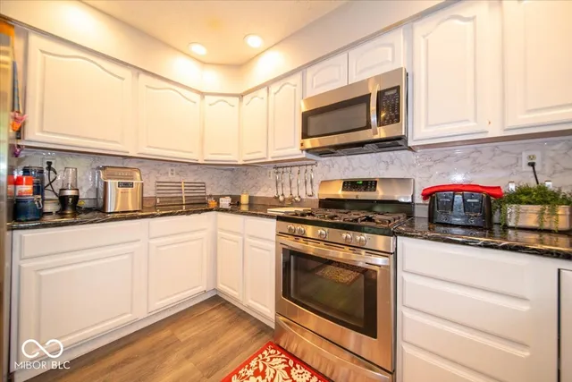 $385,000 | 222 Timber Creek Drive, Connersville, IN 47331