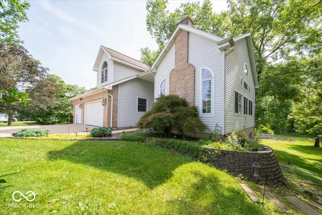 $385,000 | 222 Timber Creek Drive, Connersville, IN 47331