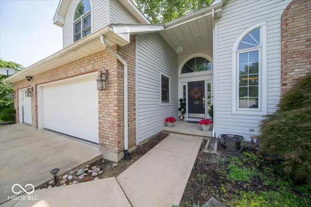 $385,000 | 222 Timber Creek Drive, Connersville, IN 47331