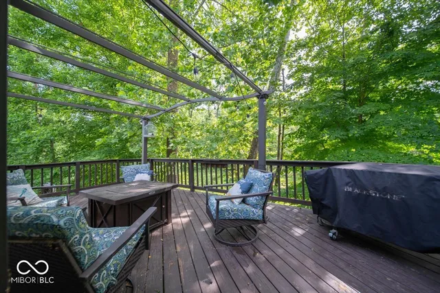 $385,000 | 222 Timber Creek Drive, Connersville, IN 47331