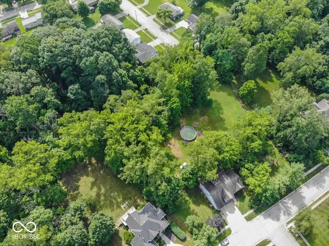 $385,000 | 222 Timber Creek Drive, Connersville, IN 47331