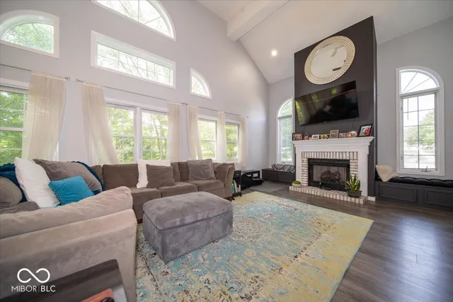 $385,000 | 222 Timber Creek Drive, Connersville, IN 47331