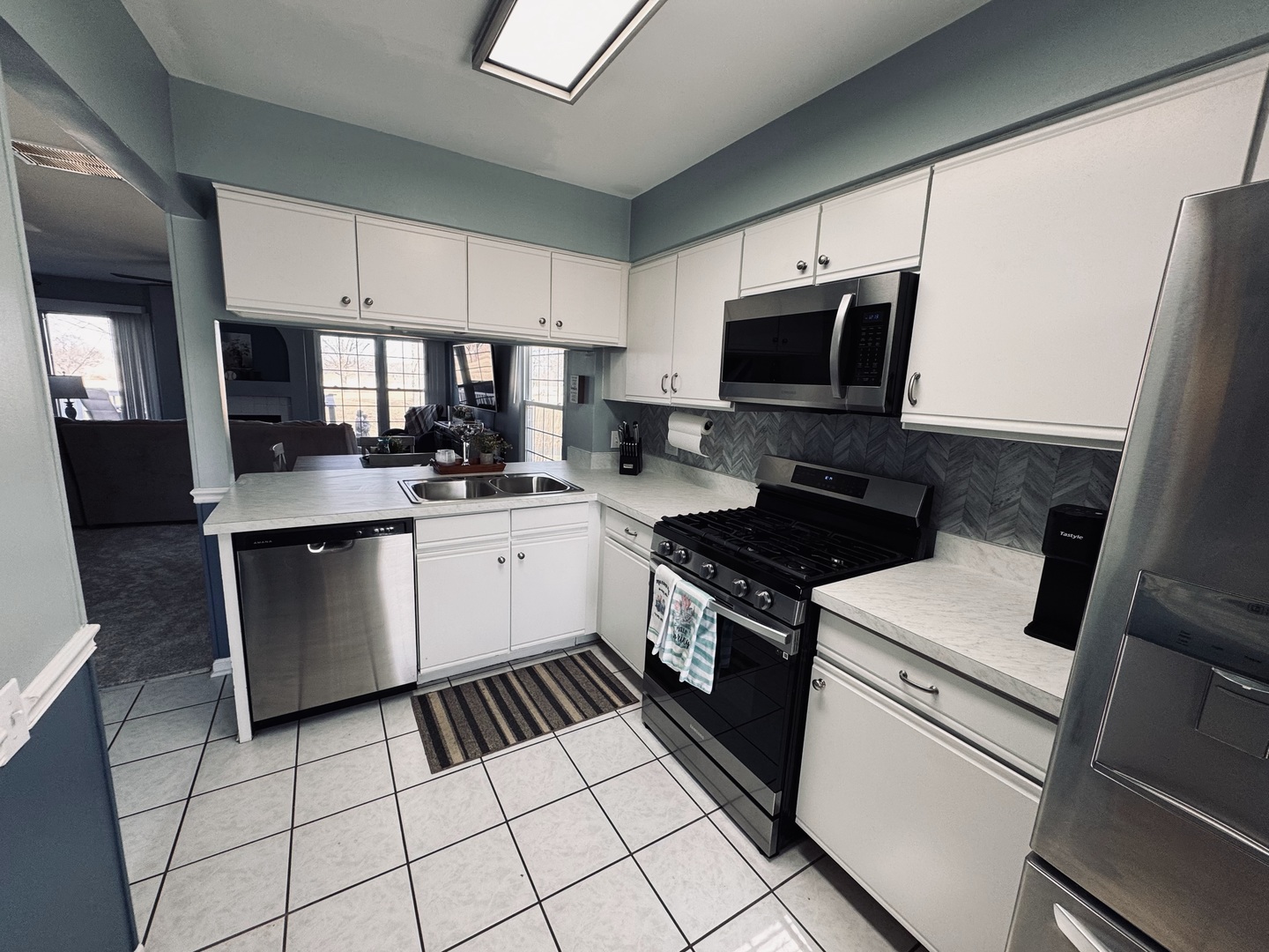 2060 Muirfield Circle Elgin, IL 60123 - Photo 18 of 23