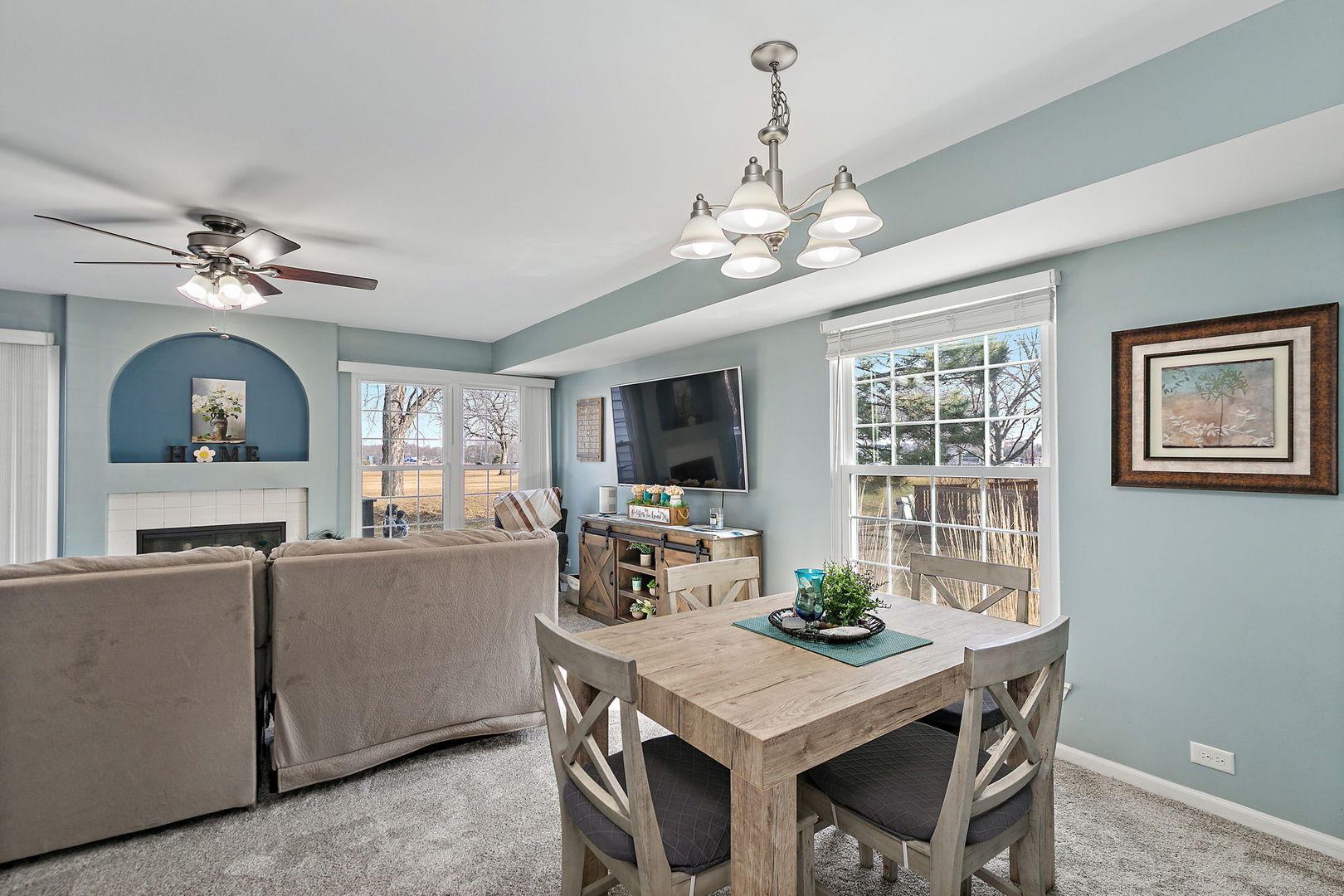 2060 Muirfield Circle Elgin, IL 60123 - Photo 7 of 23