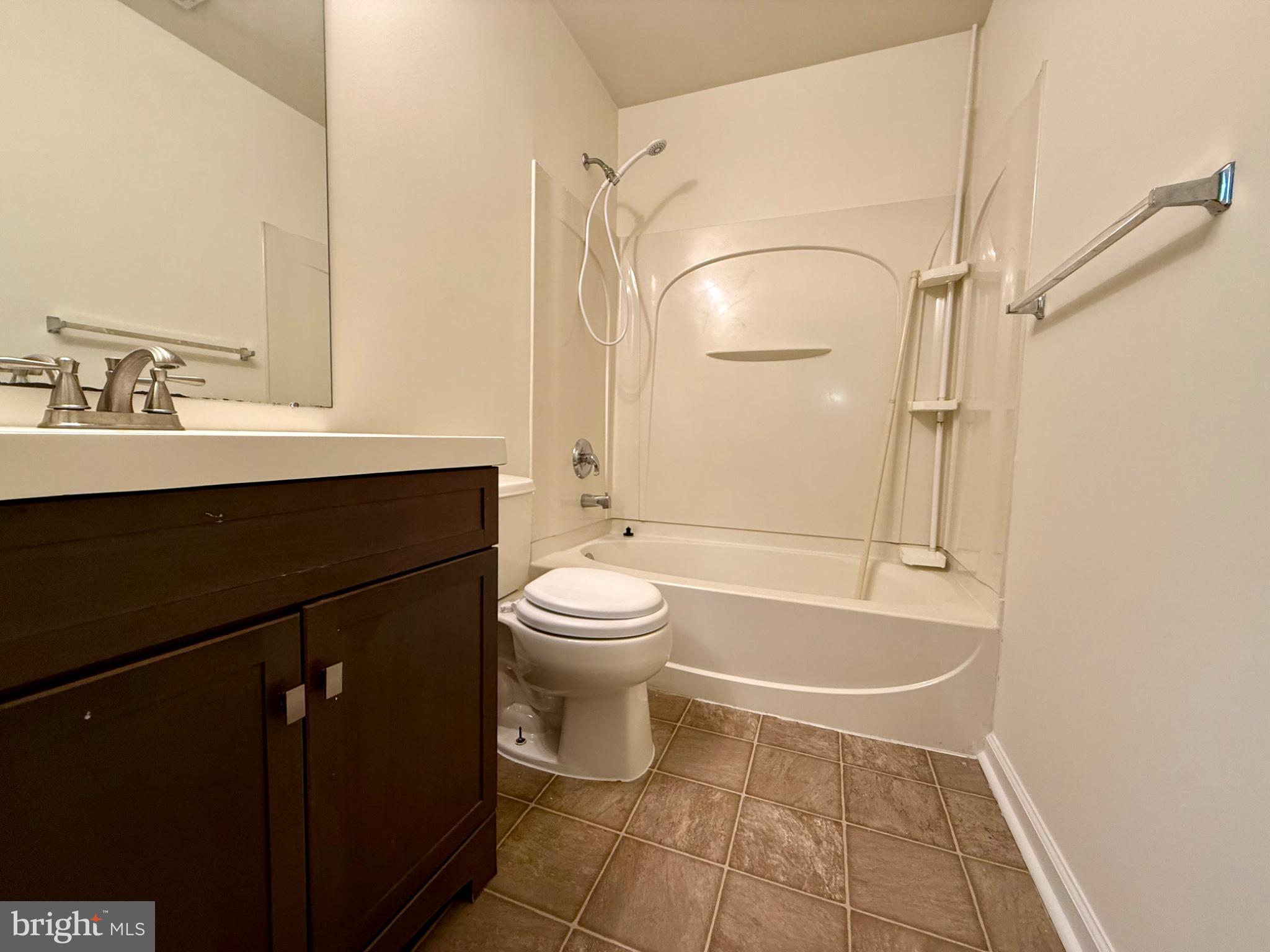 102 Natalie Road Riverside, NJ 08075 - Photo 11 of 17 Gallery Image 11