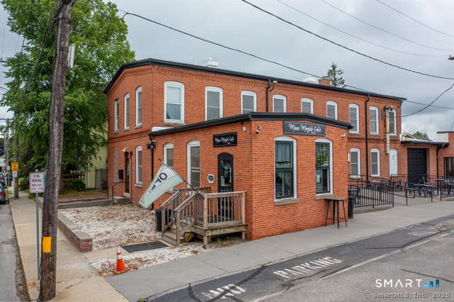 113 School Street Killingly, CT 06239 - Photo 4 of 33 a front view of a building