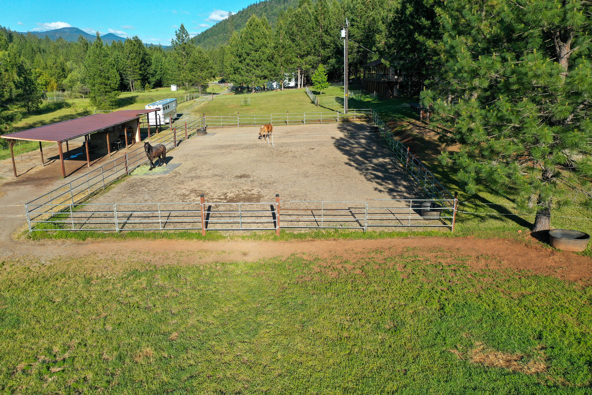 186 Felkner Road Grants Pass, OR 97527 - Photo 52 of 68 DJI_0957