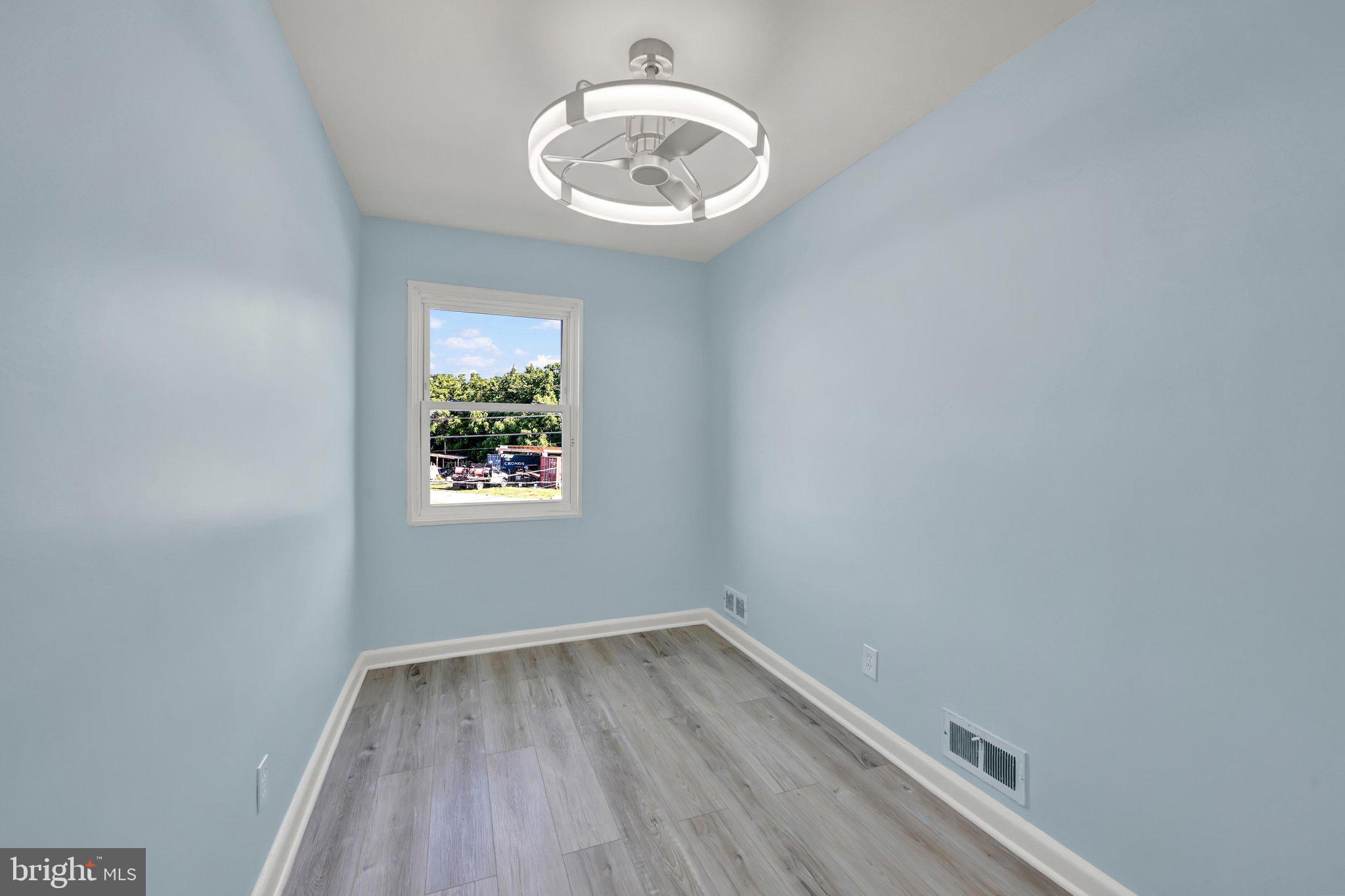 7552 Rabon Avenue Baltimore, MD 21222 - Photo 21 of 34