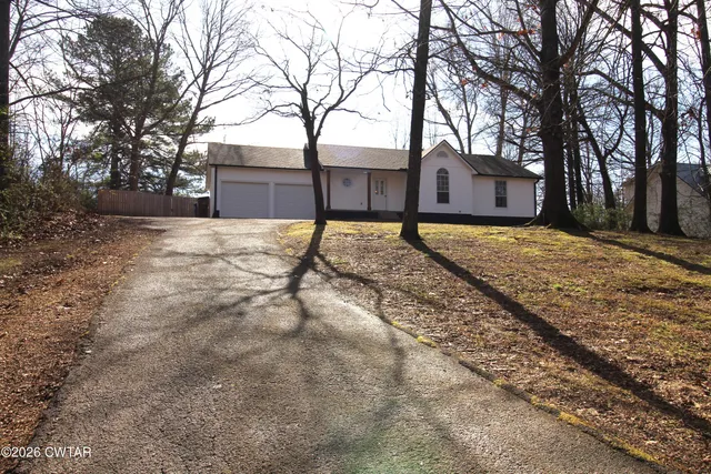 $229,900 | 112 Bradley Drive, Lexington, TN 38351