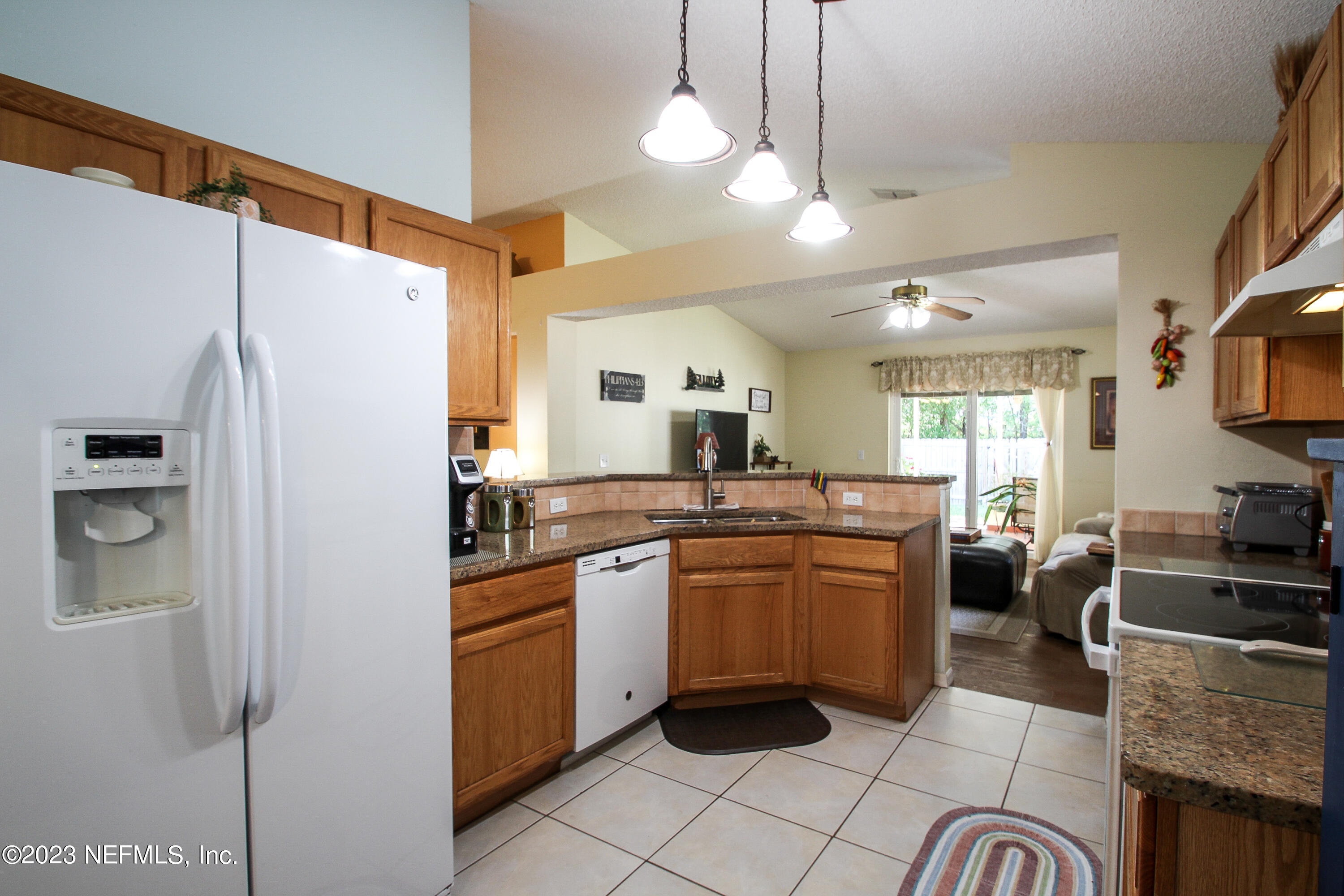 3294 Carlotta Road Middleburg, FL 32068 - Photo 11 of 40 1E80587C-49B2-4DEC-800A-80F7C003DEF7
