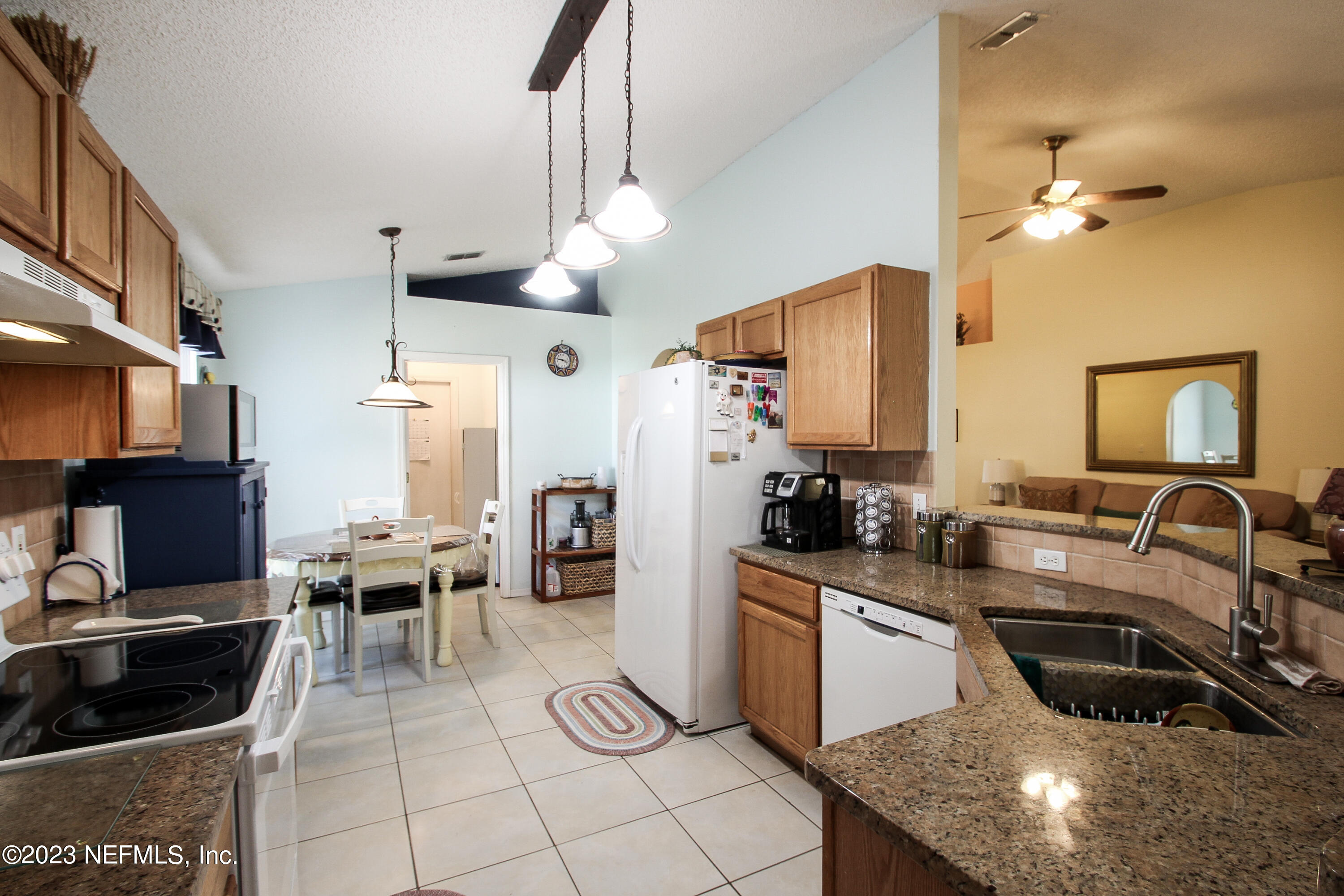 3294 Carlotta Road Middleburg, FL 32068 - Photo 15 of 40 33223FBE-D709-464A-BAFD-BAD064B502CE