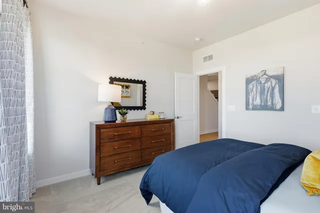 $640,058 | 17702 Williams Way, Dumfries, VA 22026