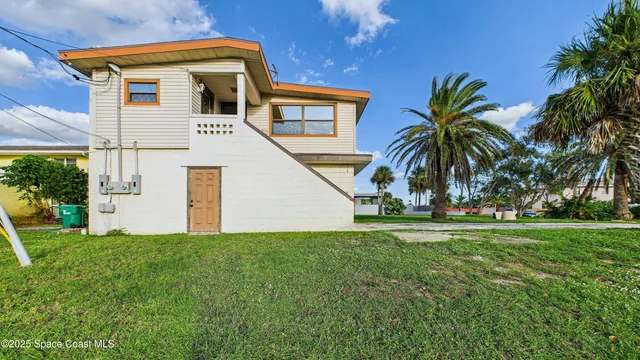 $577,500 | 106 Sunrise Ave Avenue, Satellite Beach, FL 32937