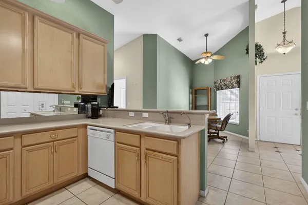$335,000 | 8437 Logia Circle, Boynton Beach, FL 33472