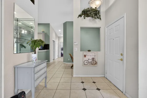 $335,000 | 8437 Logia Circle, Boynton Beach, FL 33472