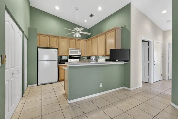 $335,000 | 8437 Logia Circle, Boynton Beach, FL 33472