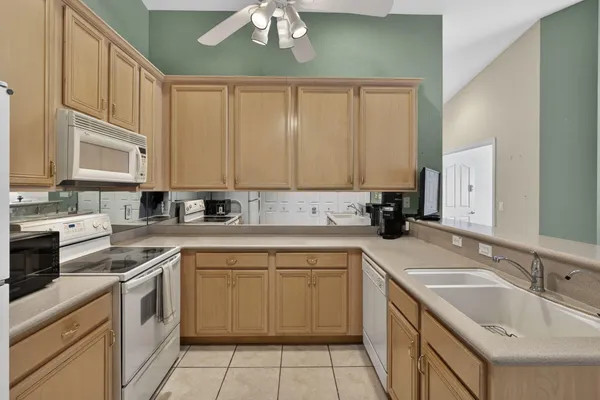 $335,000 | 8437 Logia Circle, Boynton Beach, FL 33472