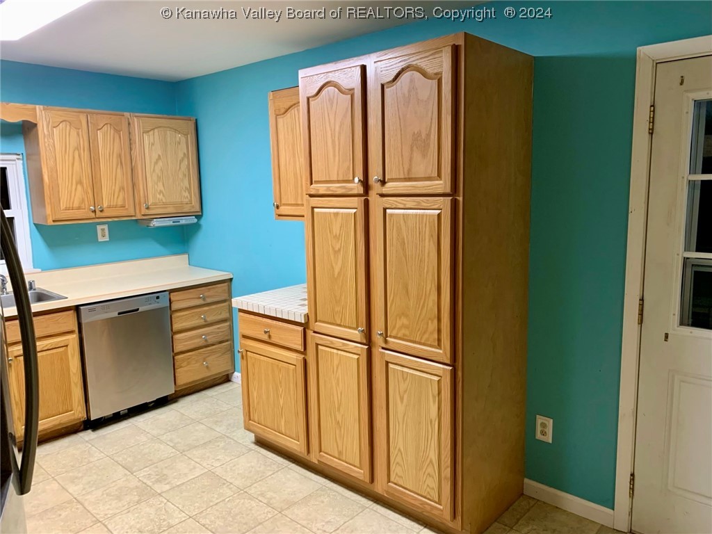1070 New Stone Ridge Road Ripley, WV 25271 - Photo 11 of 37 Gallery Image 11