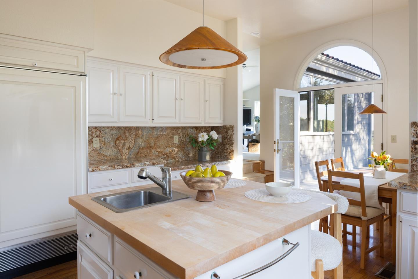 11827 Saddle Road Monterey, CA 93940 - Photo 11 of 34