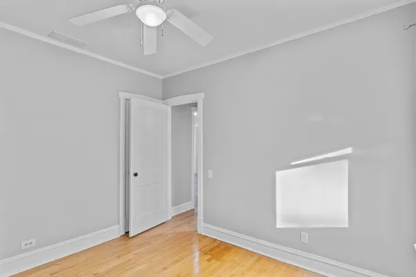 $2,400 | 4814 North Kentucky Avenue, Unit 2, Chicago, IL 60630