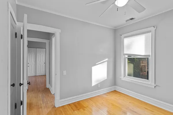 $2,400 | 4814 North Kentucky Avenue, Unit 2, Chicago, IL 60630