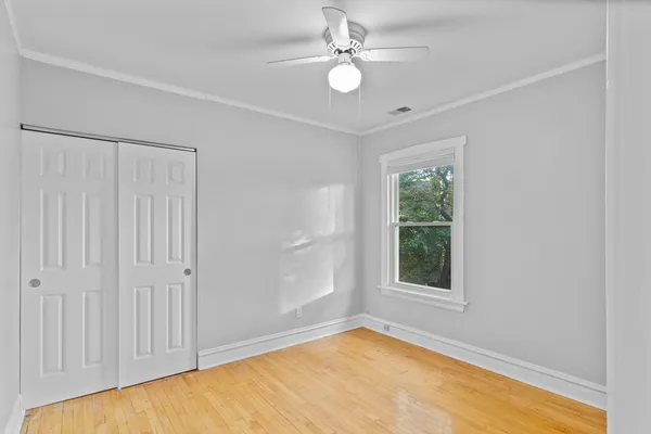 $2,400 | 4814 North Kentucky Avenue, Unit 2, Chicago, IL 60630