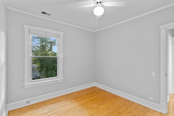 $2,400 | 4814 North Kentucky Avenue, Unit 2, Chicago, IL 60630