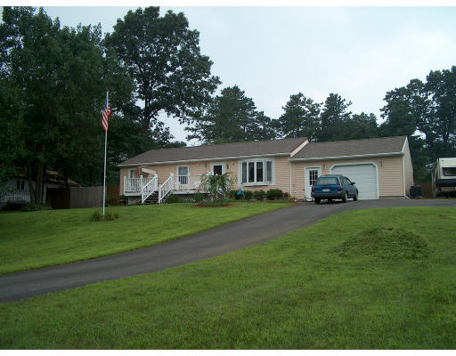 24 Ross Road Holyoke, MA 01040 - Photo 1 of 1