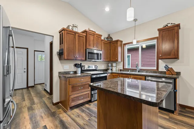 $295,000 | 713 Cherrywood Lane Northeast, Isanti, MN 55040