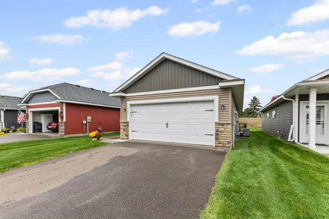 $295,000 | 713 Cherrywood Lane Northeast, Isanti, MN 55040