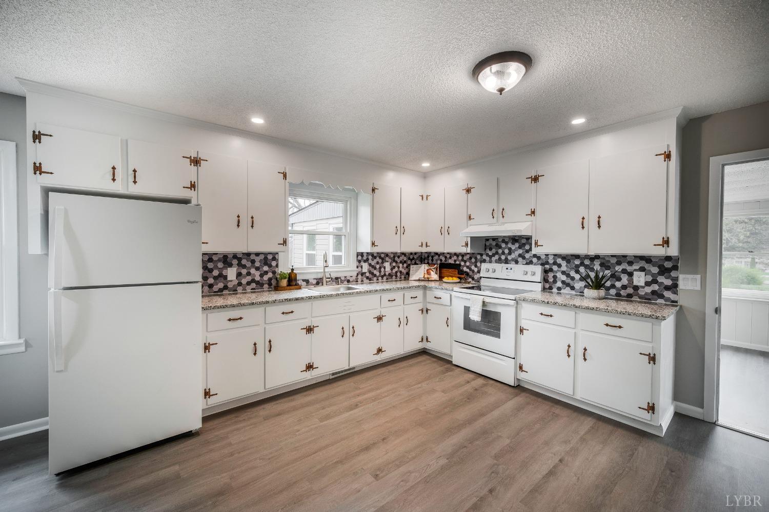 184 Crestview Drive Rustburg, VA 24588 - Photo 12 of 68