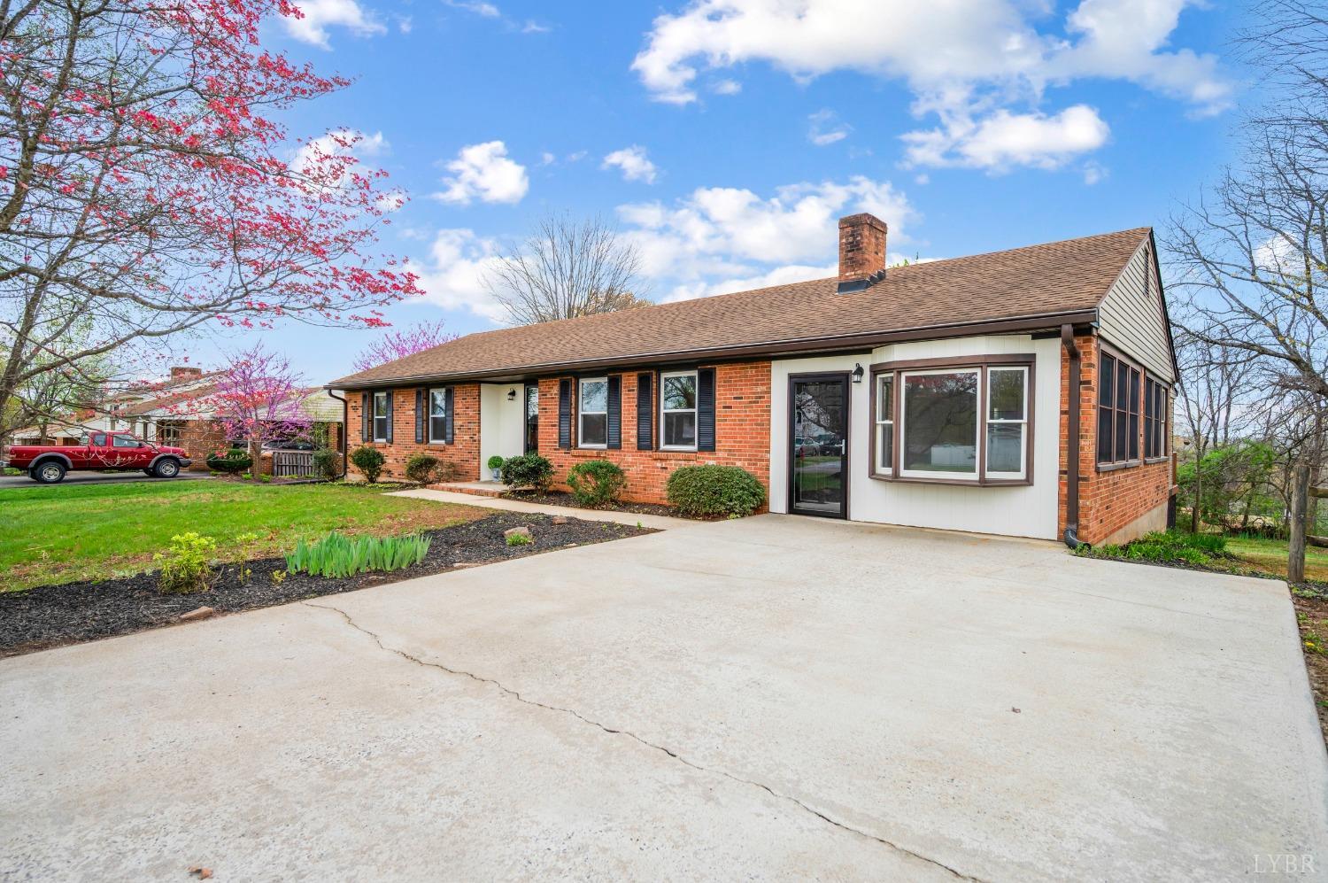 184 Crestview Drive Rustburg, VA 24588 - Photo 3 of 68