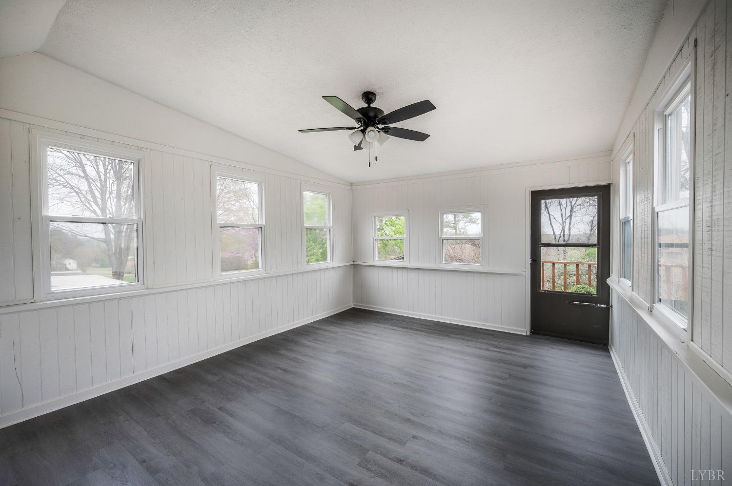 184 Crestview Drive Rustburg, VA 24588 - Photo 40 of 68