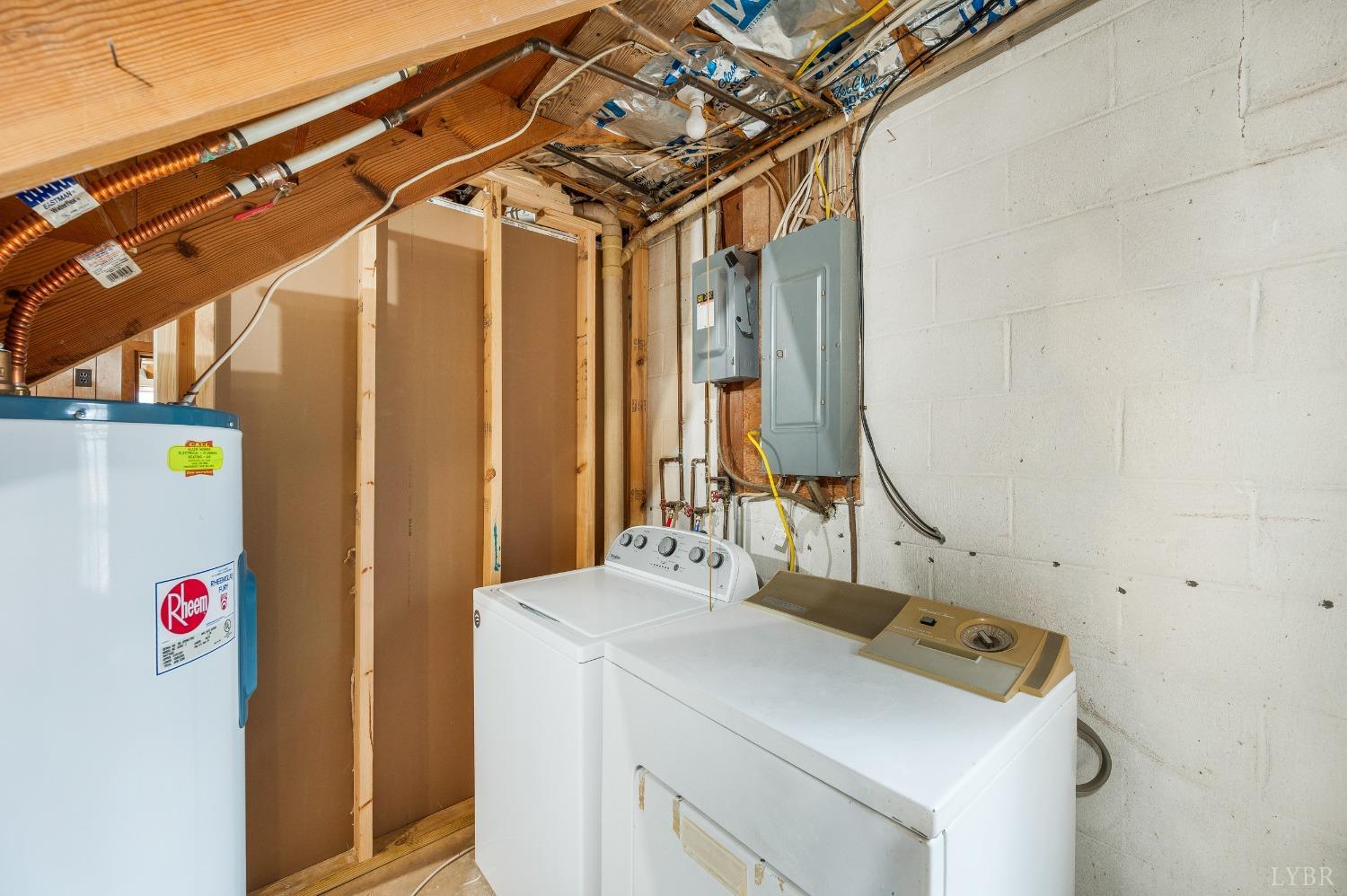 184 Crestview Drive Rustburg, VA 24588 - Photo 45 of 68