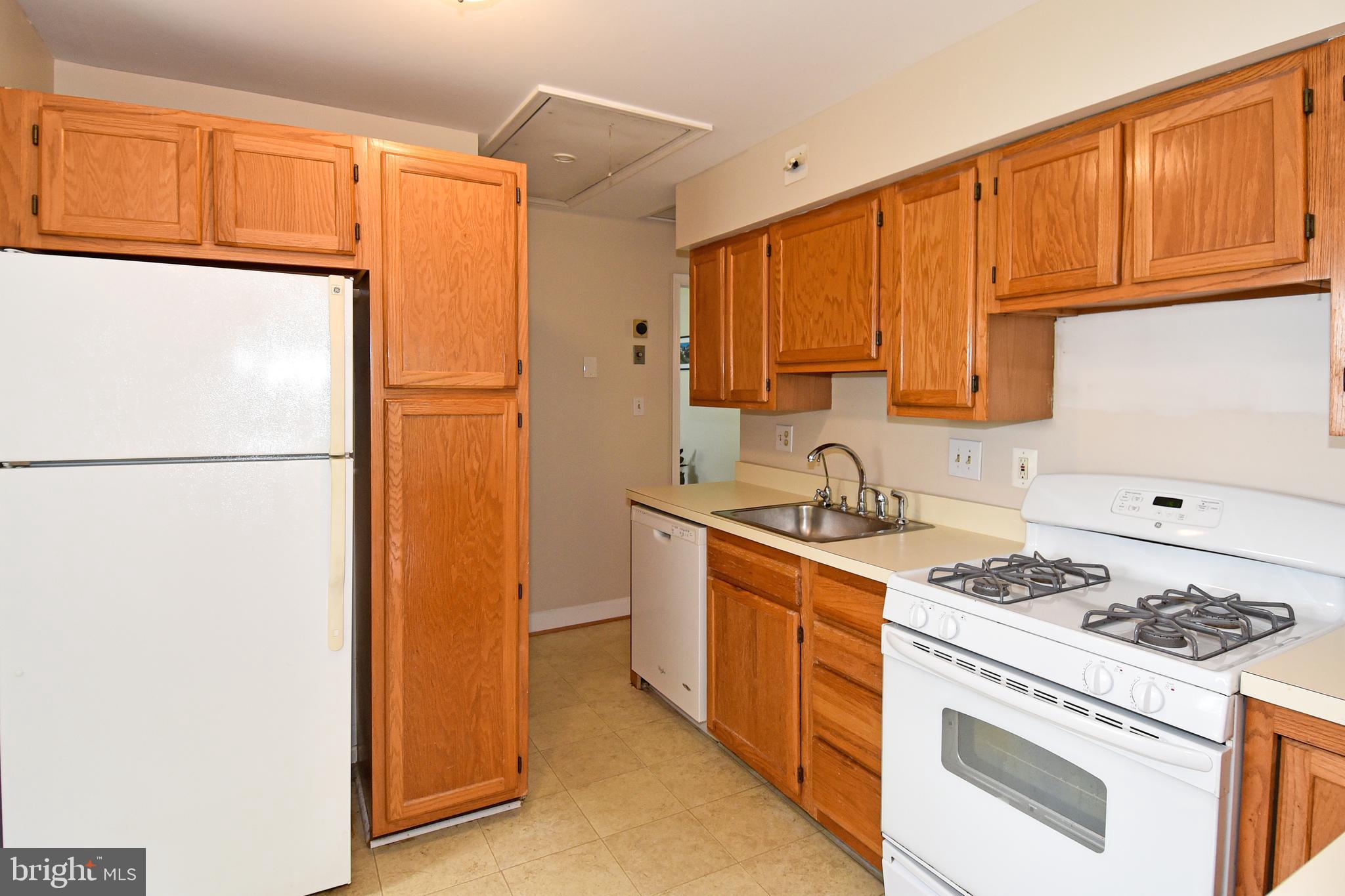12200 Dewey Road Silver Spring, MD 20906 - Photo 6 of 24