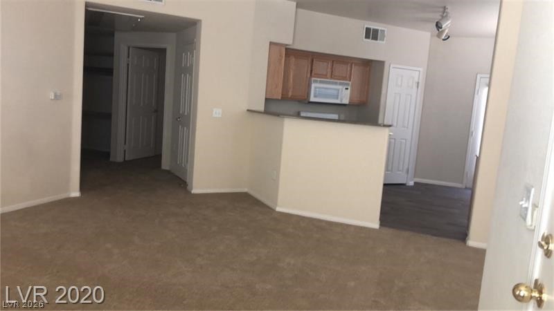 10550 West Alexander Road, Unit 1040 Las Vegas, NV 89129 - Photo 6 of 13